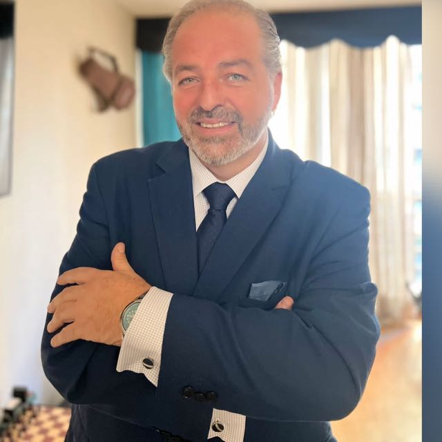 Jaime Riddle Zúñiga, abogado